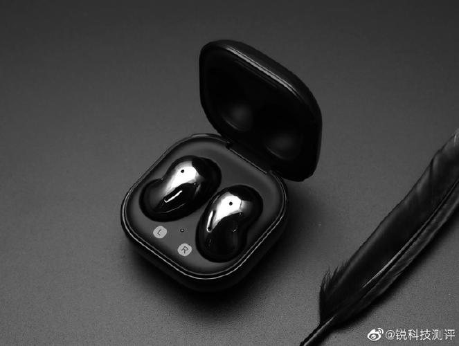 双十一送福利啦,抽50元现金红包,只要关注@锐科技测评并转发此微头条